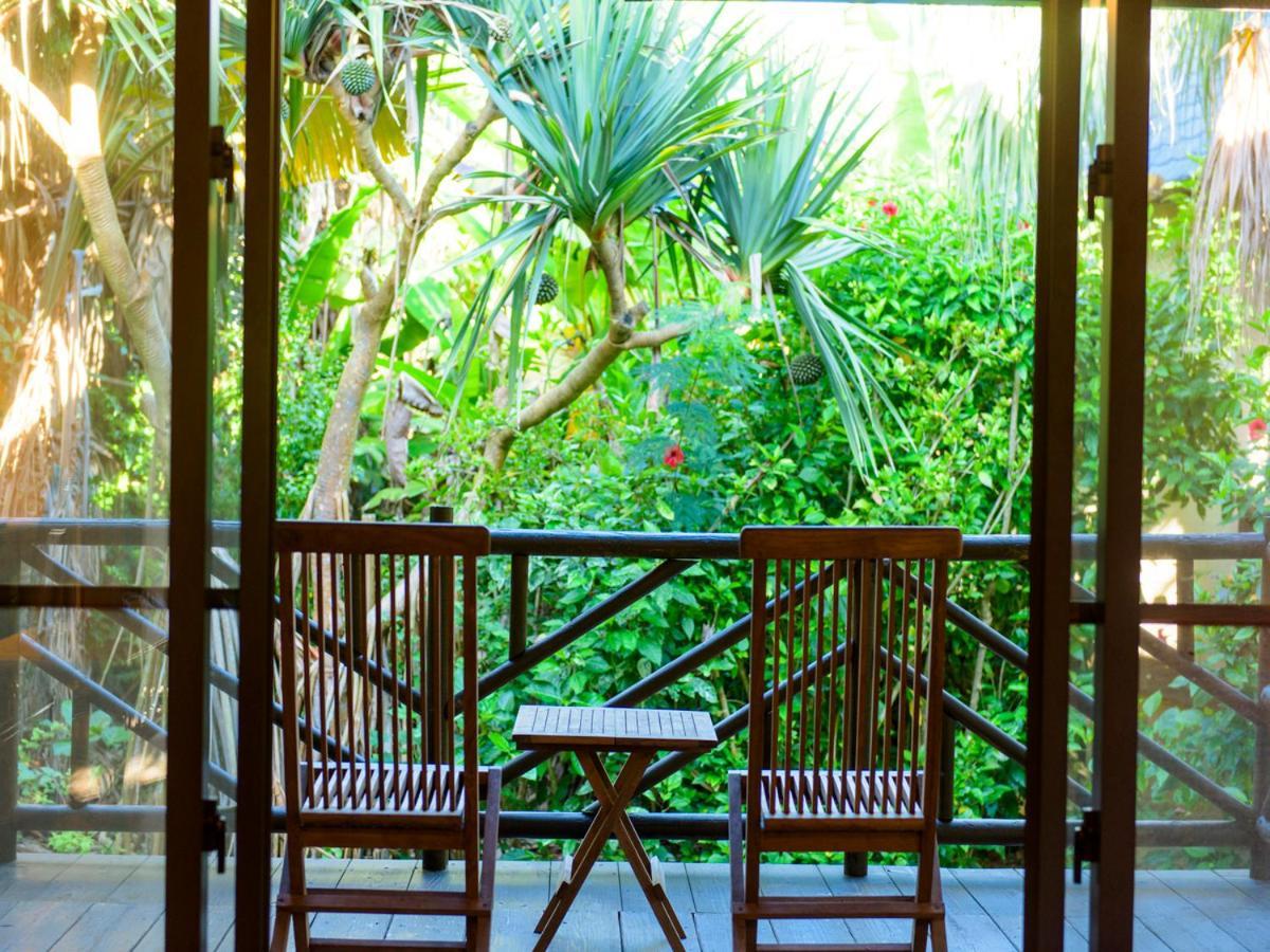Ishigaki Seaside Hotel Exteriör bild