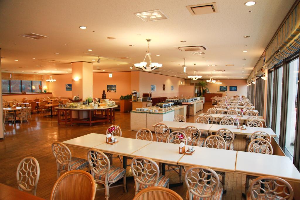 Ishigaki Seaside Hotel Exteriör bild