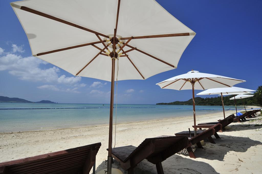Ishigaki Seaside Hotel Exteriör bild